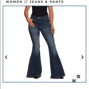 Brand new with tags wrangler retro flare jeans
